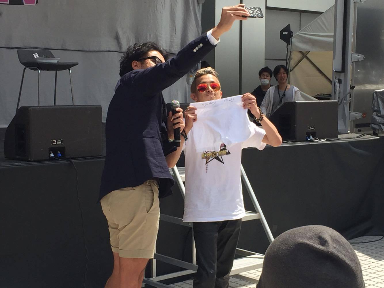 じゃんけんで勝った人にはパイセンパンティプレゼントしました。