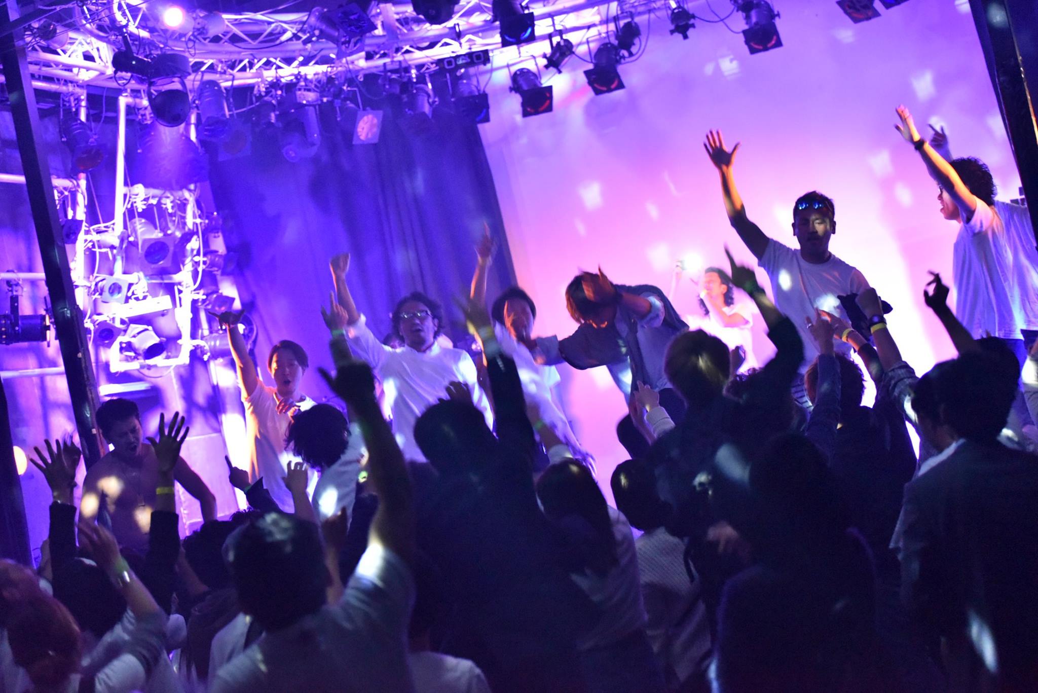 なんか改めて見るととんでもないイベントだよね(笑)