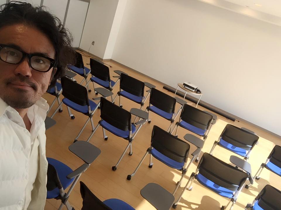 開始前の様子。