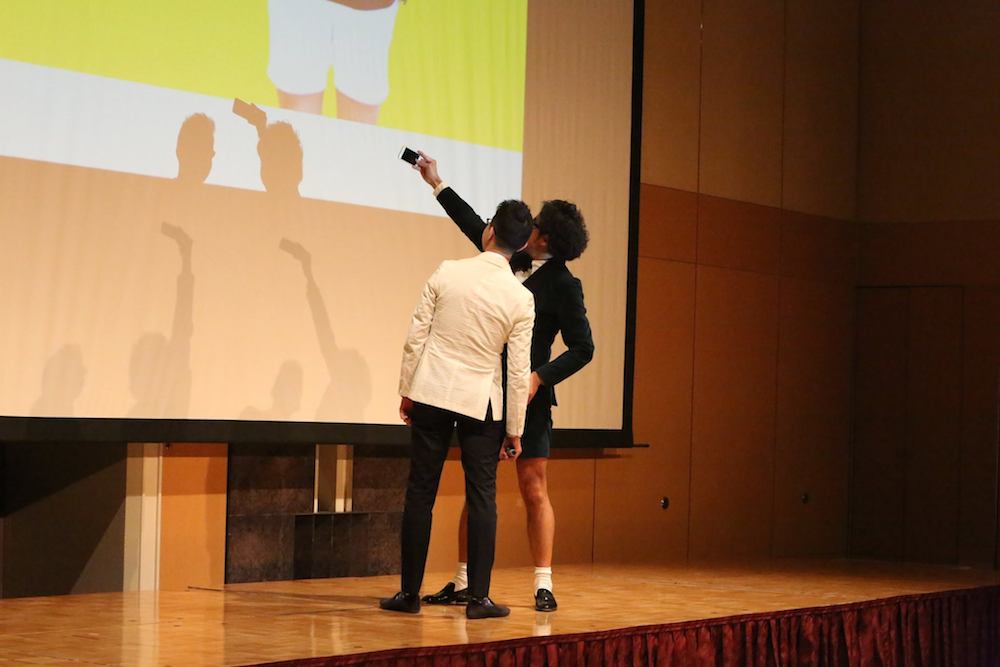 あの大舞台でも社長同士でインカメ。