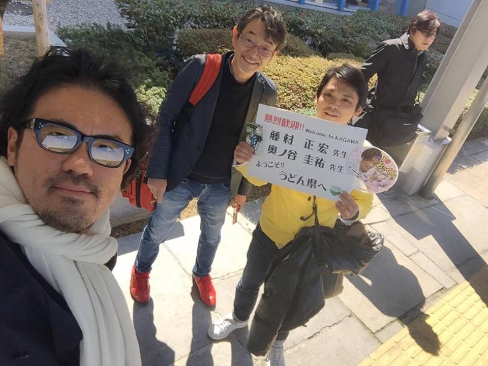 高松空港に降り立ったら小林さんが熱烈歓迎してくれたYO!