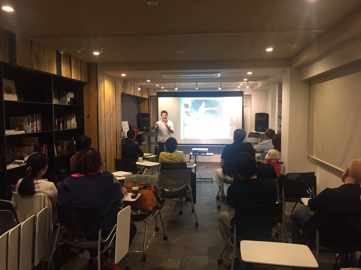 迷宮入りして抜け出せなくなった人。