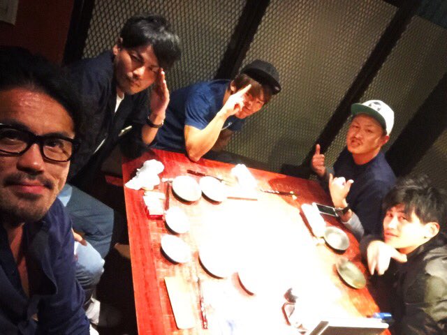 それにしてもガラ悪いな。この人達。