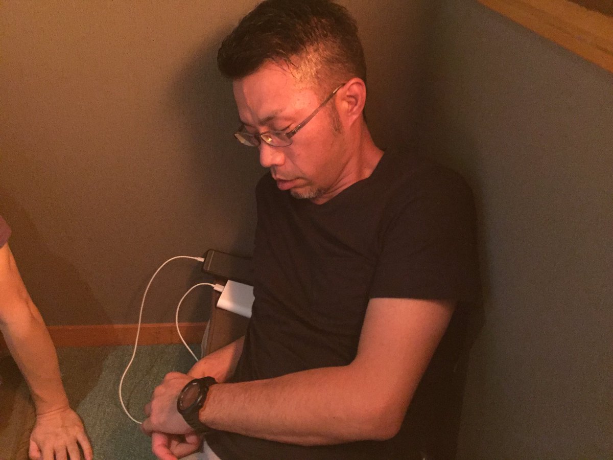 特技は睡眠。
