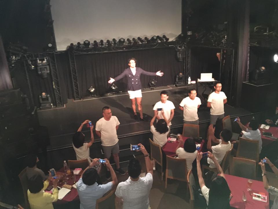 芸能人のSP4人。