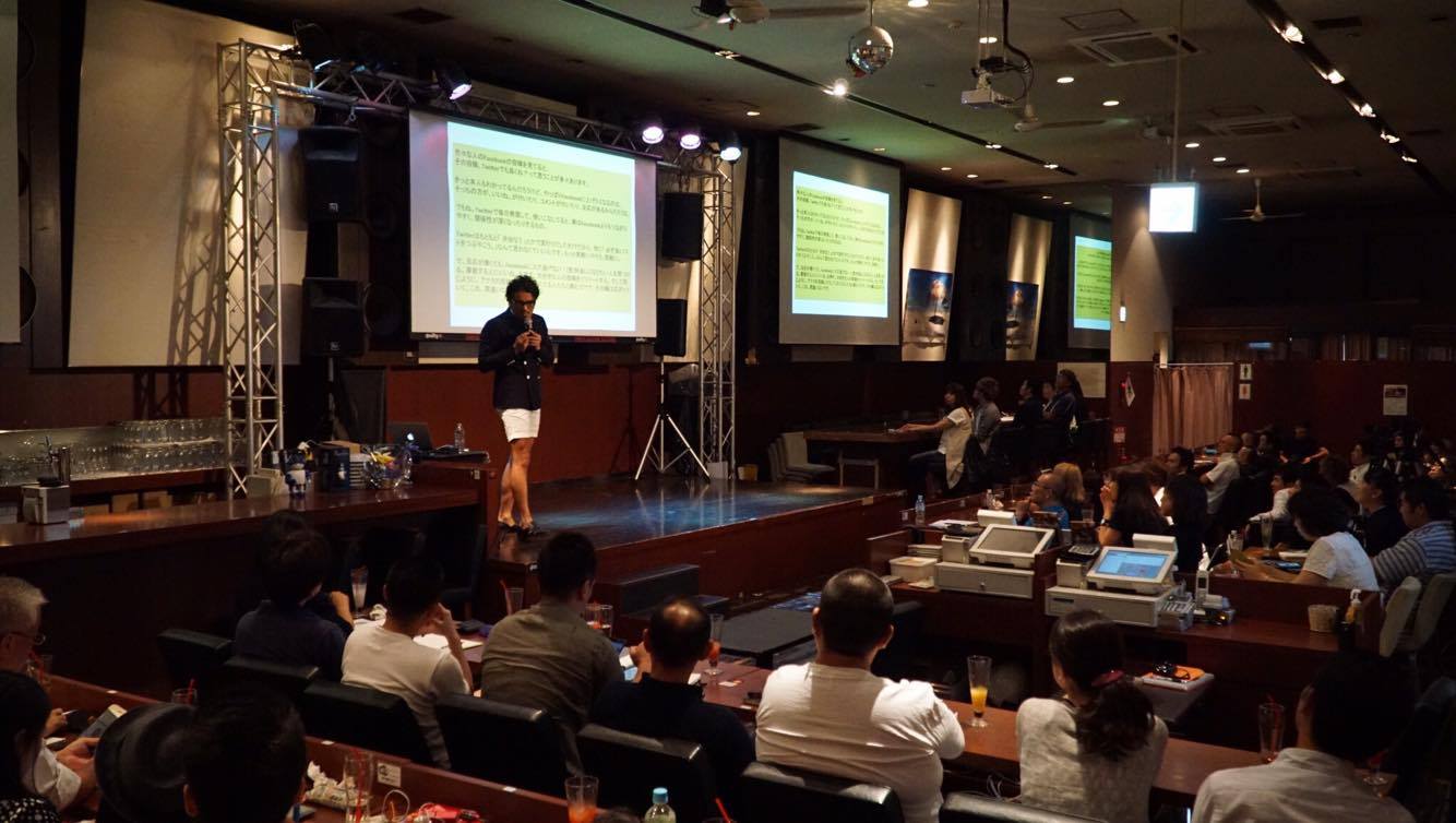 スライド撮ってもいいけど、アナタはそれを見返しますか?