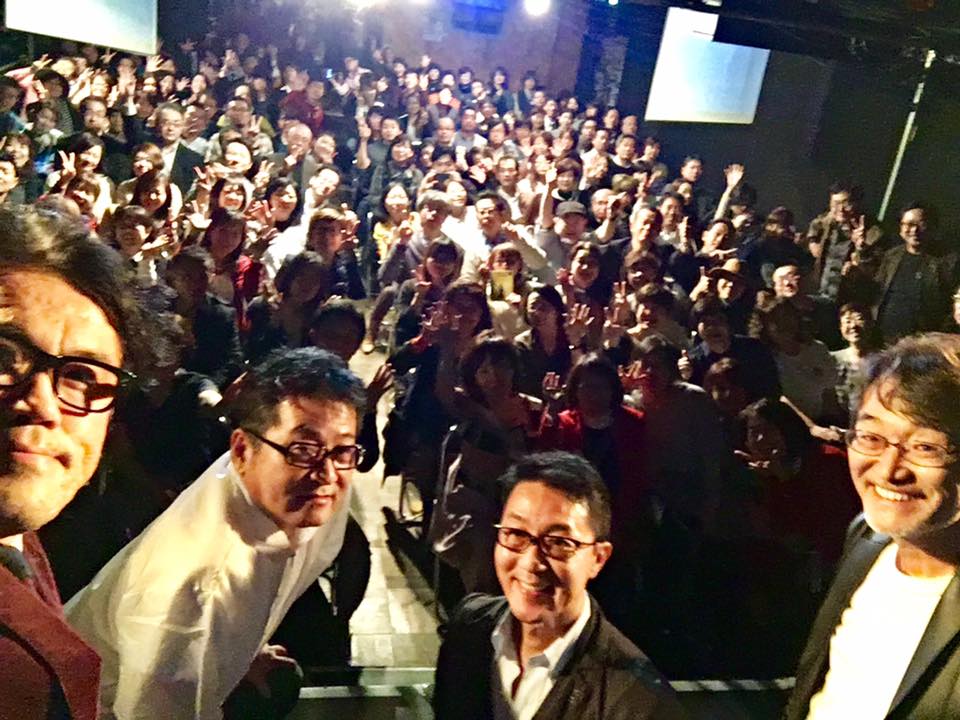 これを大盛況と言わないで何と呼ぶ?