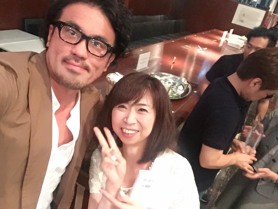 隣にいるのがうらちゃんの奥さま、奈美さん