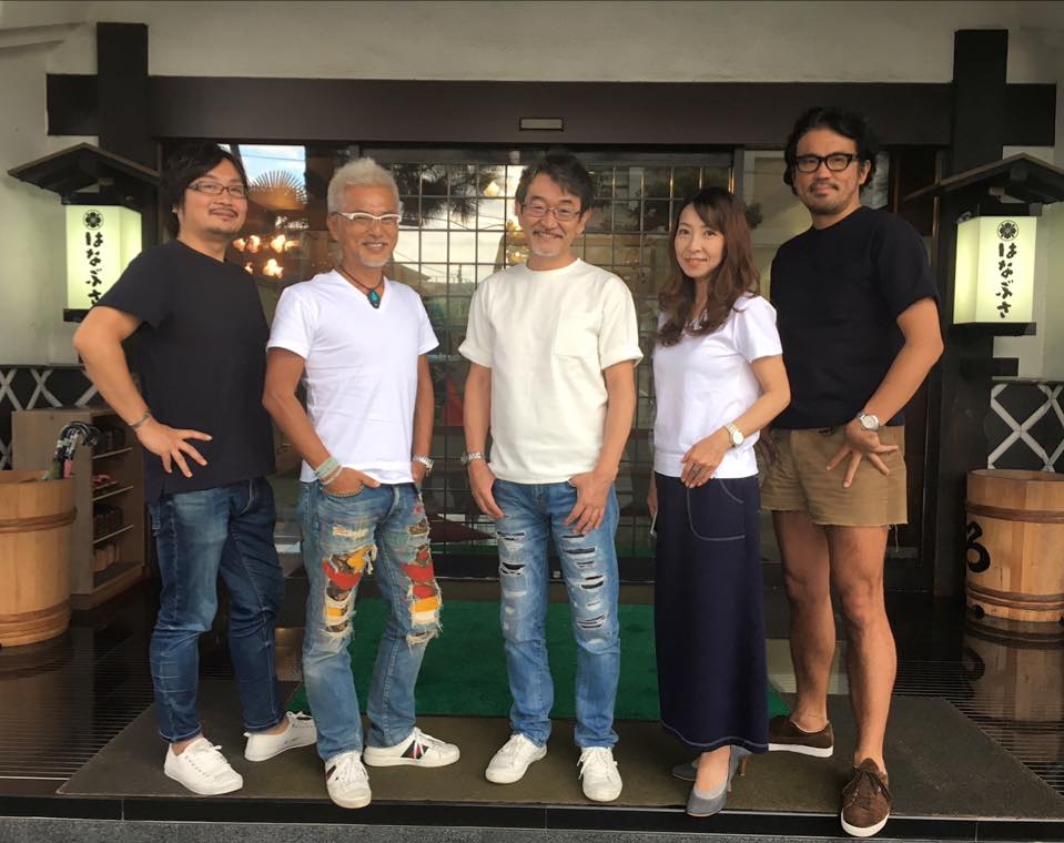 昨日のエクスマ塾合宿後に藤村先生を中心に講師陣で