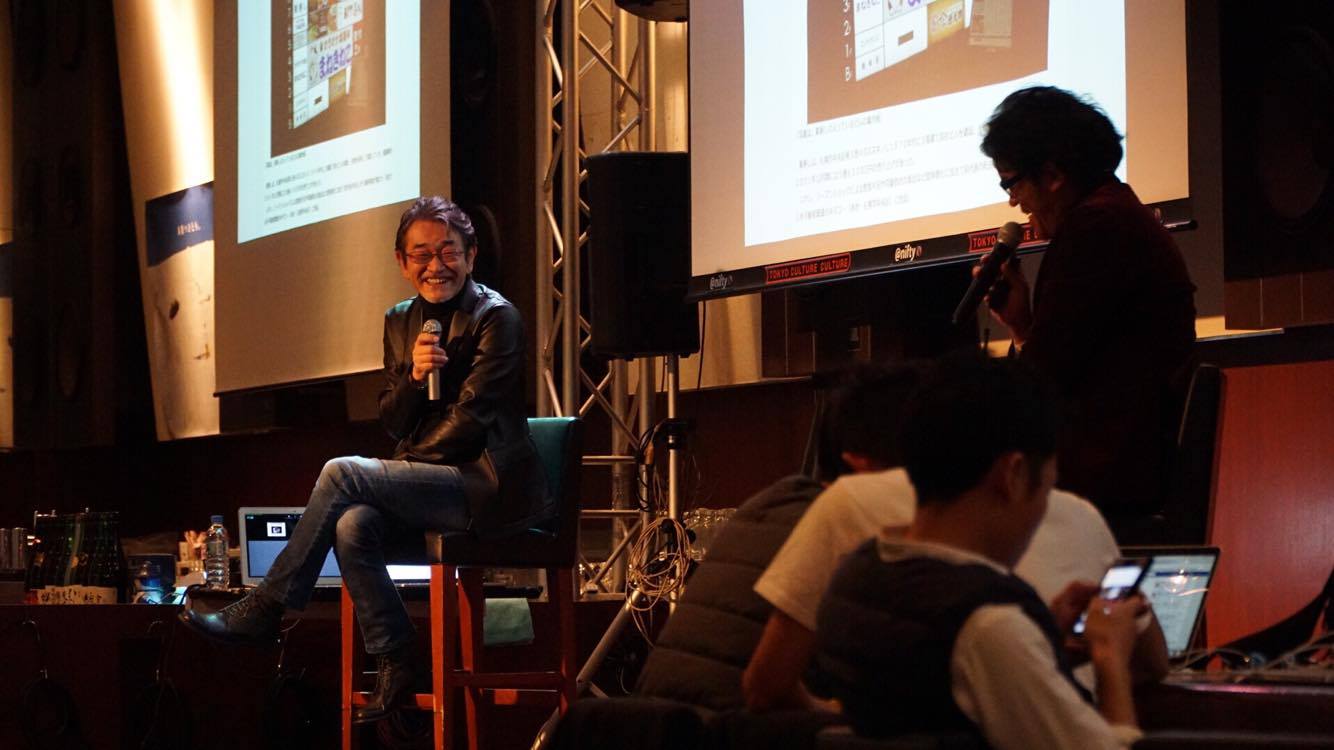 壇上で台本無しのトークするのが一番楽しいです。