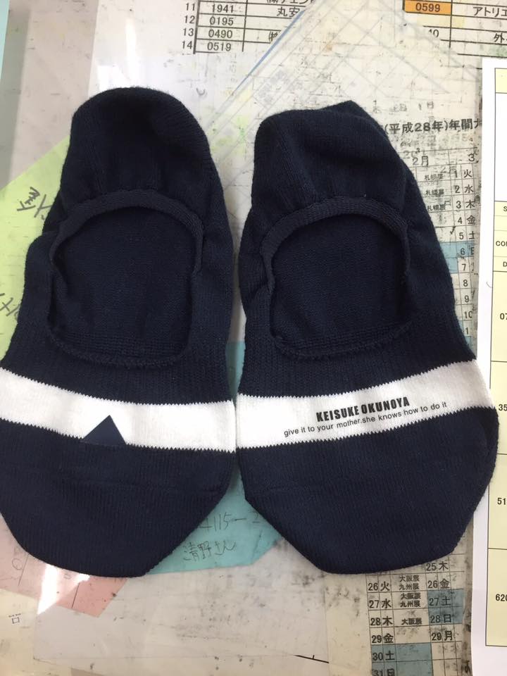 ボーダーが短パンマークになってたり、ロゴが入ってたりとか