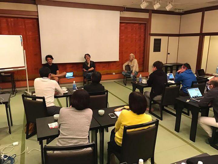 エヴァ合宿初日のトークショーの風景( photo by ミギー )