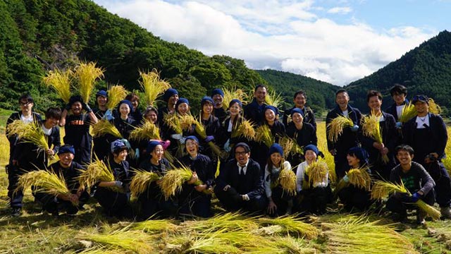短パン田植え部